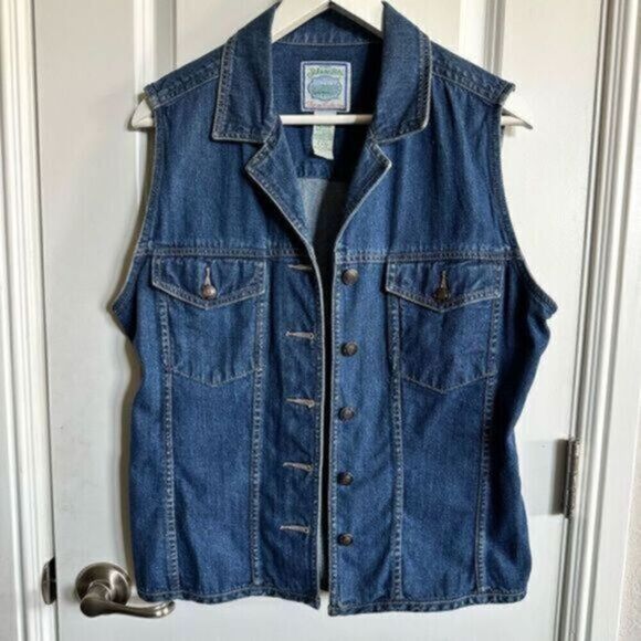 EUC - St John’s Bay Women’s Blue Jean Vest with buttons - Size Medium - Picture 1 of 5